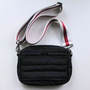 THINK ROYLN Bum Bag Black Quilted Crossbody Red Cream Adjustable Strap 8.5" x 6"